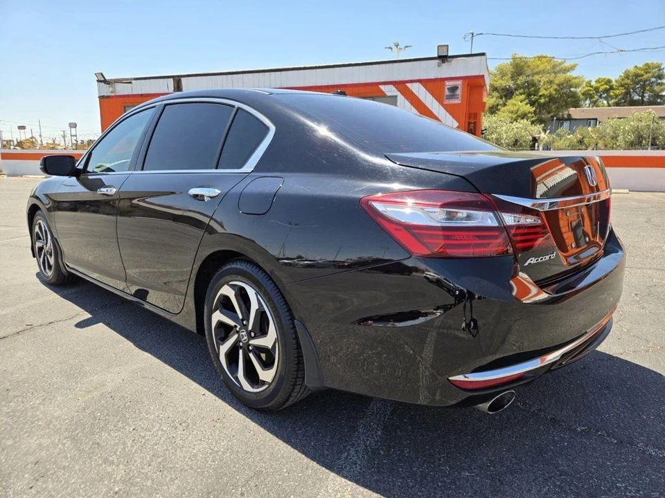 2016 Honda Accord 9th Gen - Image 2 of 19