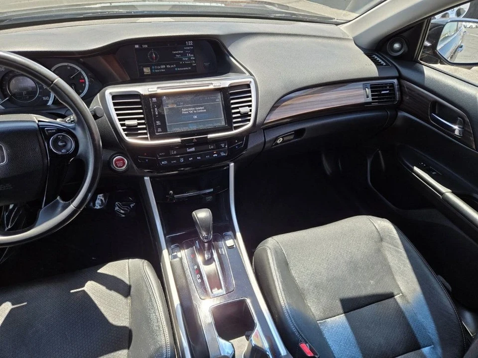 2016 Honda Accord 9th Gen - Image 10 of 19