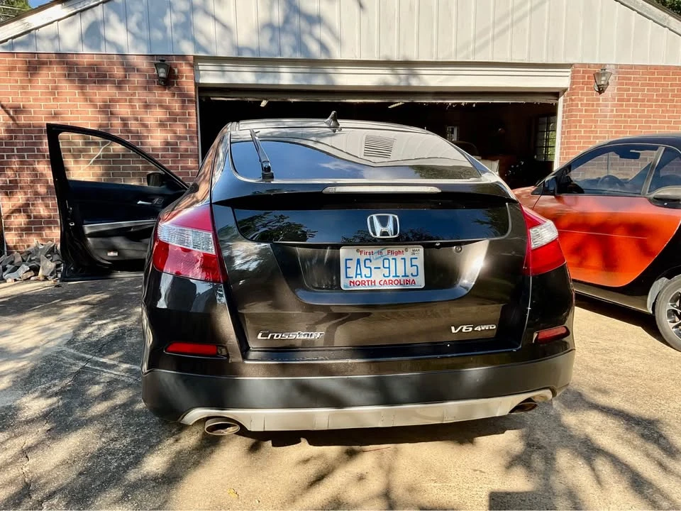 2016 Honda Accord 9th Gen - Image 2 of 6