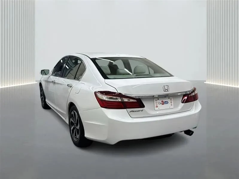 2016 Honda Accord 9th Gen - Image 3 of 12