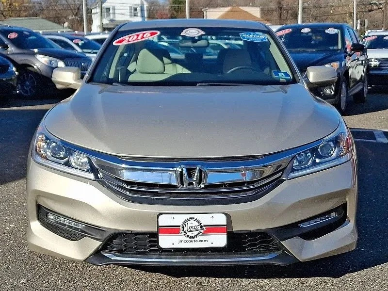 2016 Honda Accord 9th Gen - Image 3 of 12