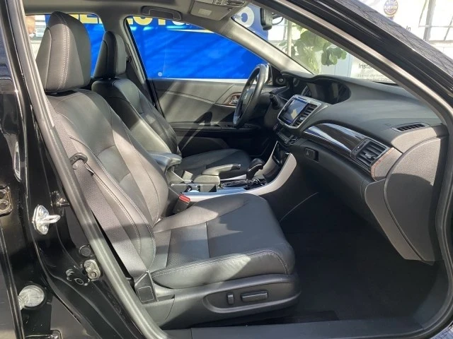 2016 Honda Accord 9th Gen - Image 21 of 21