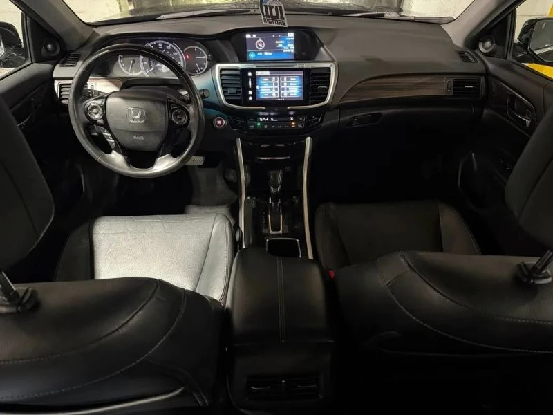 2016 Honda Accord 9th Gen - Image 7 of 12