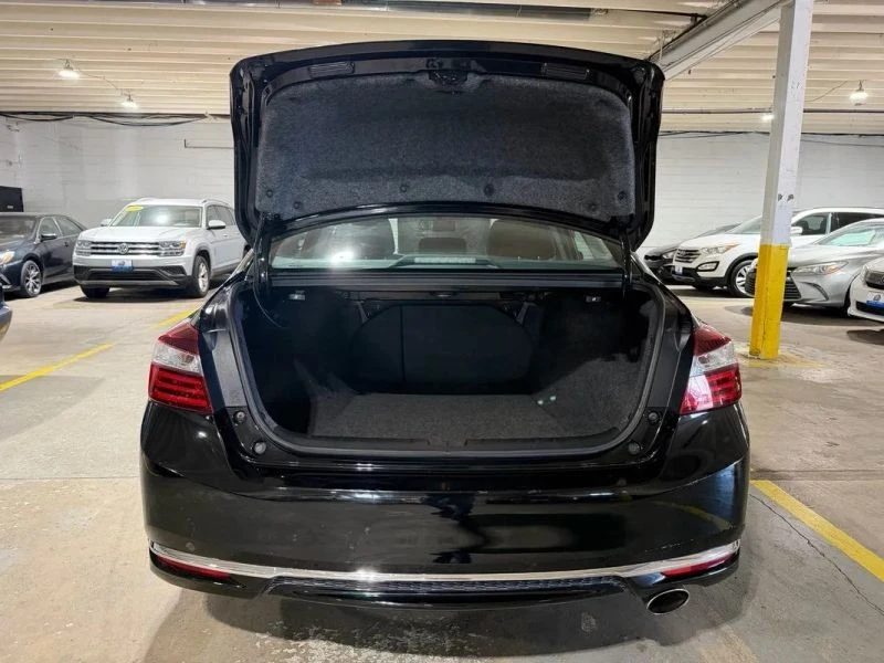 2016 Honda Accord 9th Gen - Image 6 of 12