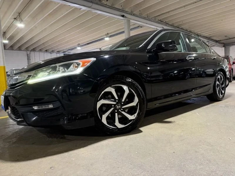 2016 Honda Accord 9th Gen - Image 2 of 12