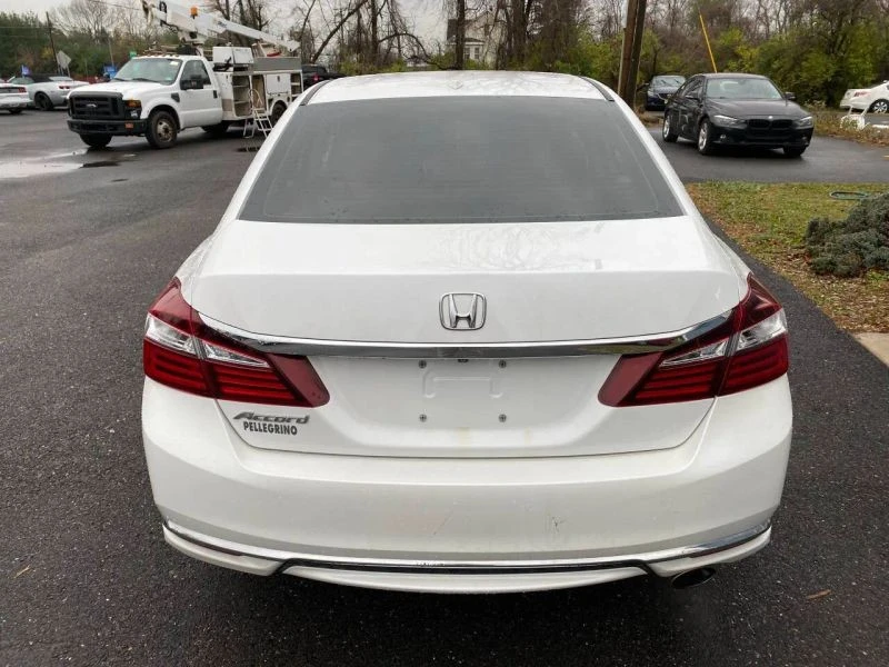 2016 Honda Accord 9th Gen - Image 3 of 12