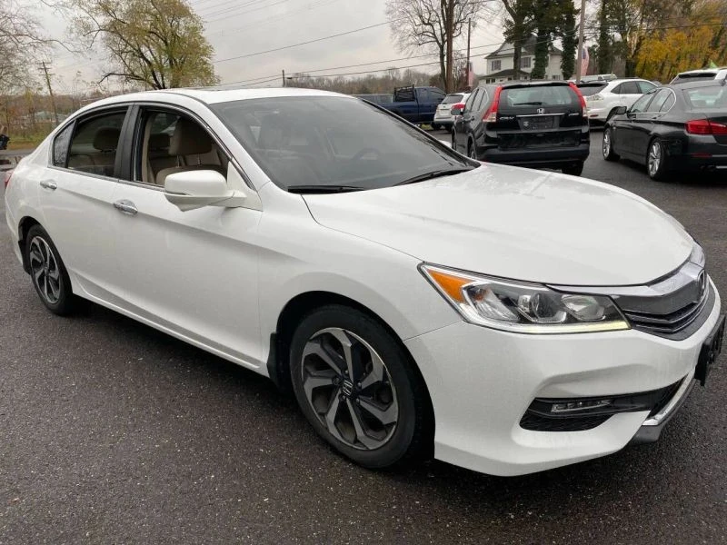 2016 Honda Accord 9th Gen - Image 7 of 12