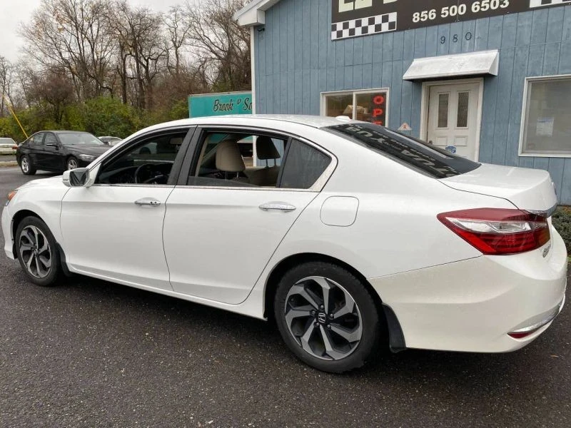 2016 Honda Accord 9th Gen - Image 4 of 12