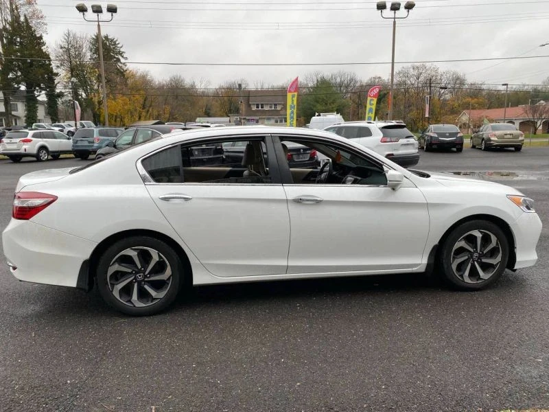 2016 Honda Accord 9th Gen - Image 6 of 12