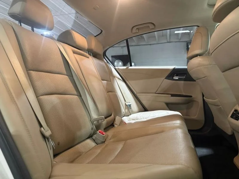 2016 Honda Accord 9th Gen - Image 11 of 12