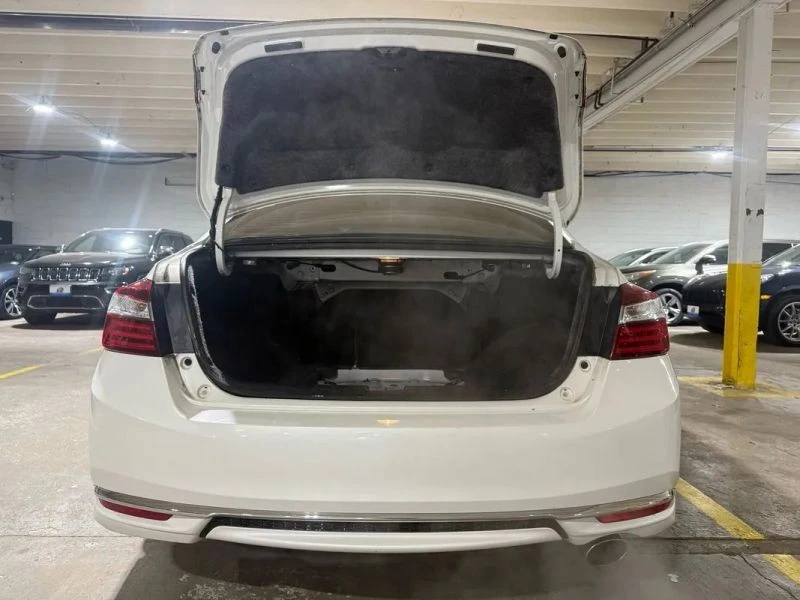 2016 Honda Accord 9th Gen - Image 7 of 12