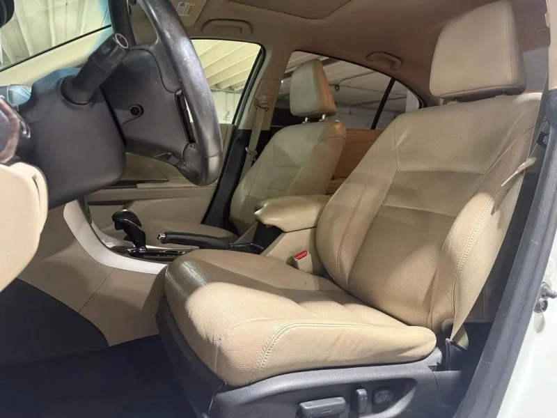 2016 Honda Accord 9th Gen - Image 9 of 12