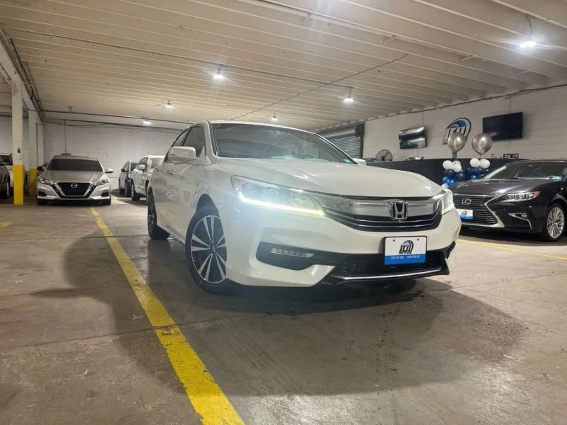 2016 Honda Accord 9th Gen - Image 6 of 12