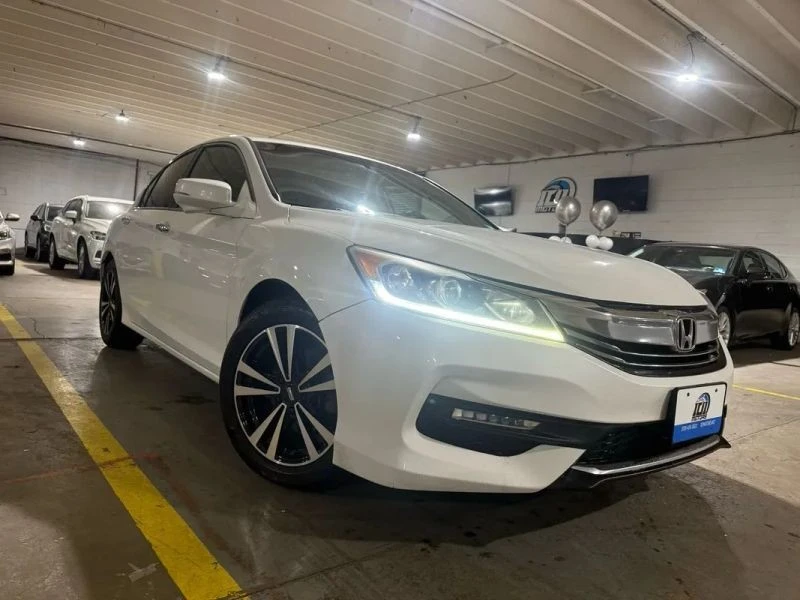2016 Honda Accord 9th Gen - Image 5 of 12