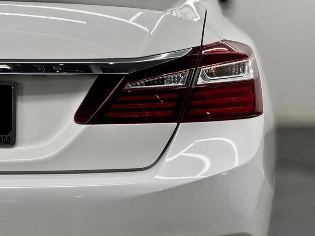 2016 Honda Accord 9th Gen - Image 12 of 12