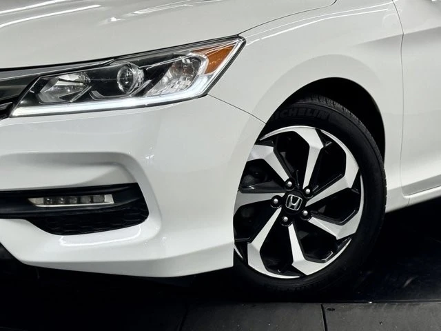 2016 Honda Accord 9th Gen - Image 4 of 12