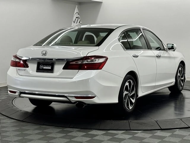 2016 Honda Accord 9th Gen - Image 8 of 12