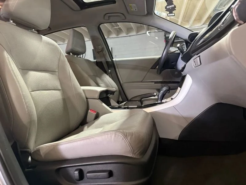 2016 Honda Accord 9th Gen - Image 9 of 12