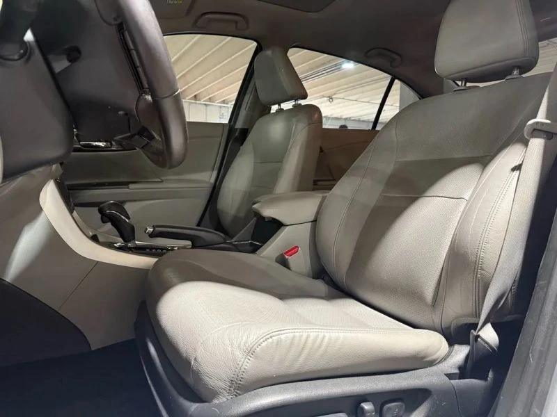 2016 Honda Accord 9th Gen - Image 8 of 12