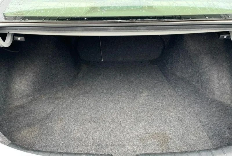 2016 Honda Accord 9th Gen - Image 9 of 12