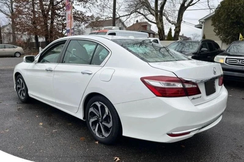 2016 Honda Accord 9th Gen - Image 6 of 12
