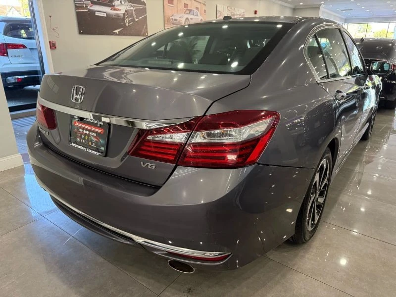 2016 Honda Accord 9th Gen - Image 5 of 12