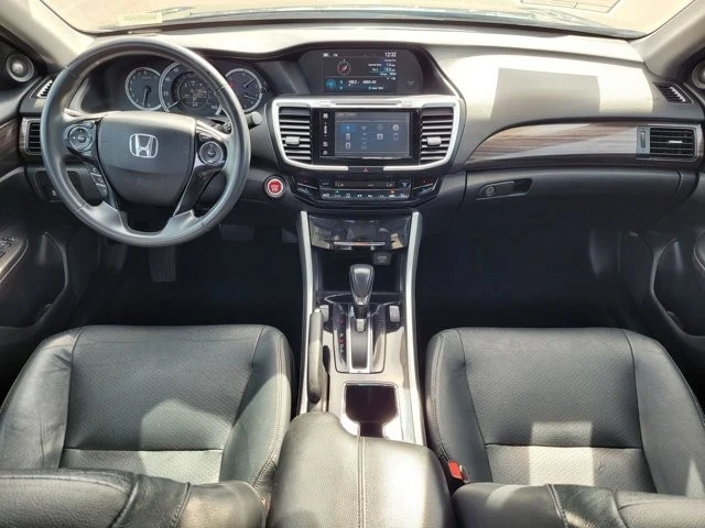 2016 Honda Accord 9th Gen - Image 13 of 21