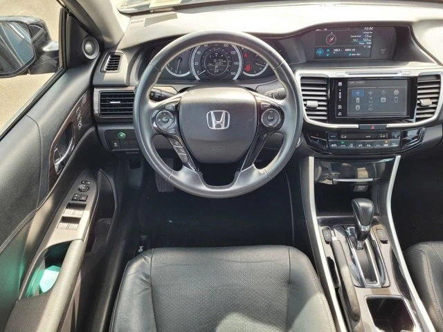 2016 Honda Accord 9th Gen - Image 14 of 21