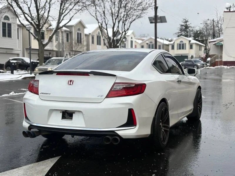 2016 Honda Accord 9th Gen - Image 5 of 12