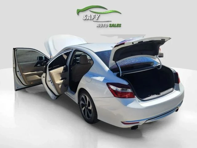 2016 Honda Accord 9th Gen - Image 20 of 21
