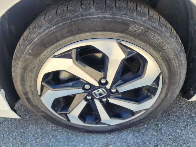 2016 Honda Accord 9th Gen - Image 14 of 21