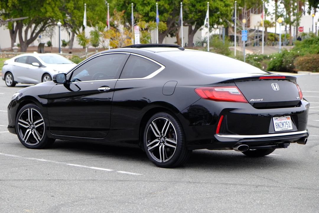 2016 Honda Accord 9th Gen - Image 4 of 5
