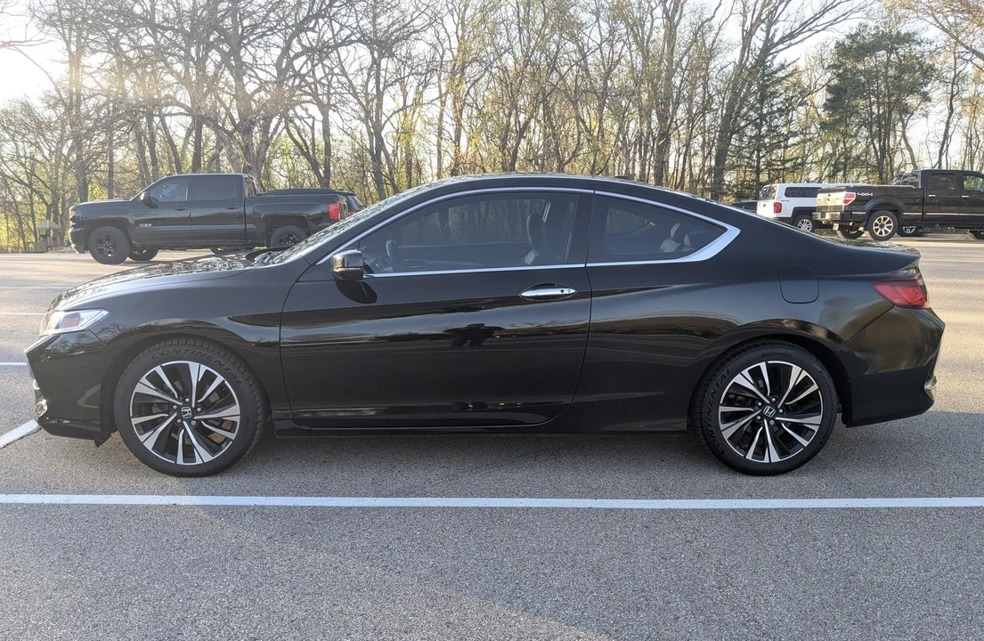 2016 Honda Accord 9th Gen - Image 6 of 31