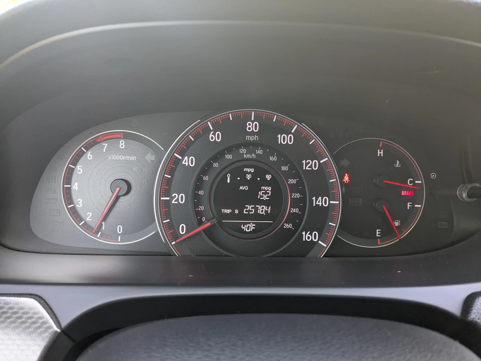 2016 Honda Accord 9th Gen - Image 26 of 31
