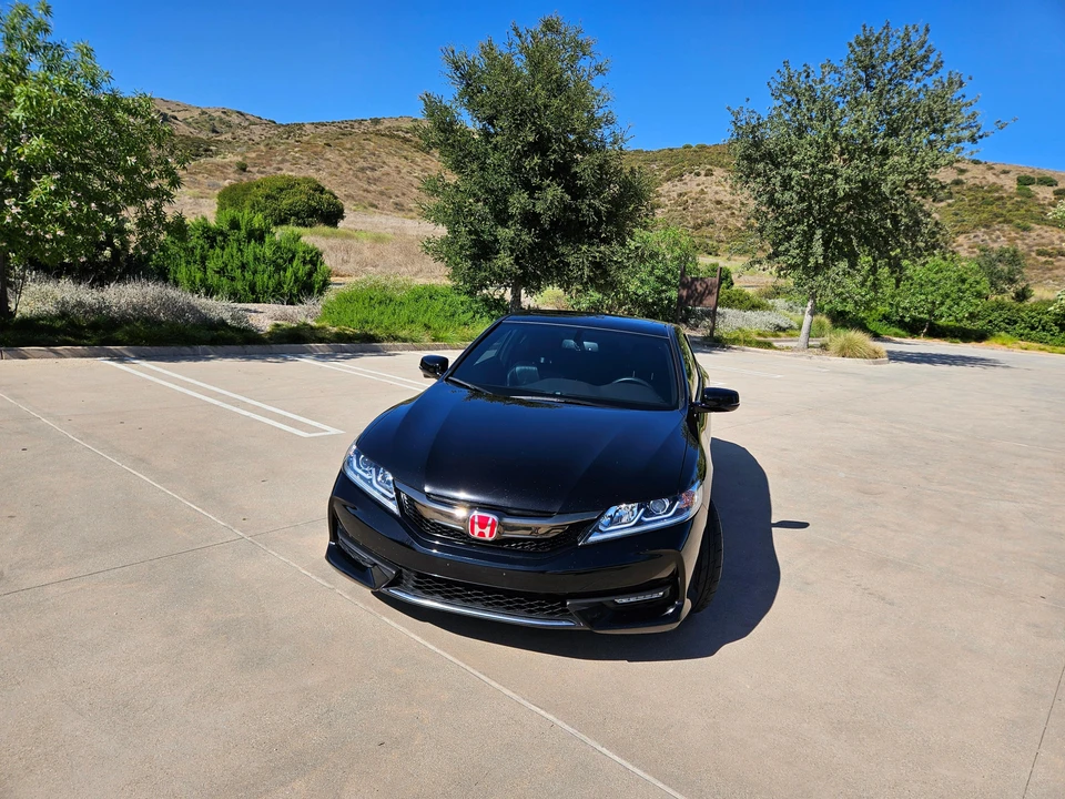 2016 Honda Accord 9th Gen - Image 7 of 31