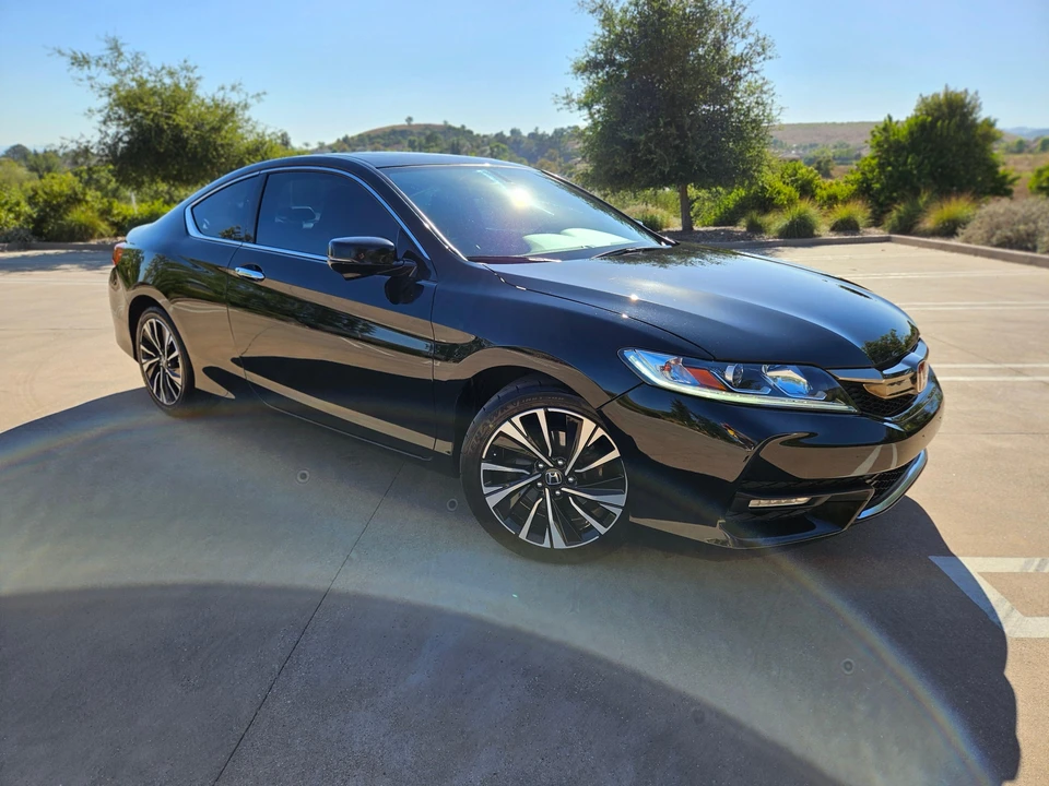 2016 Honda Accord 9th Gen - Image 24 of 31