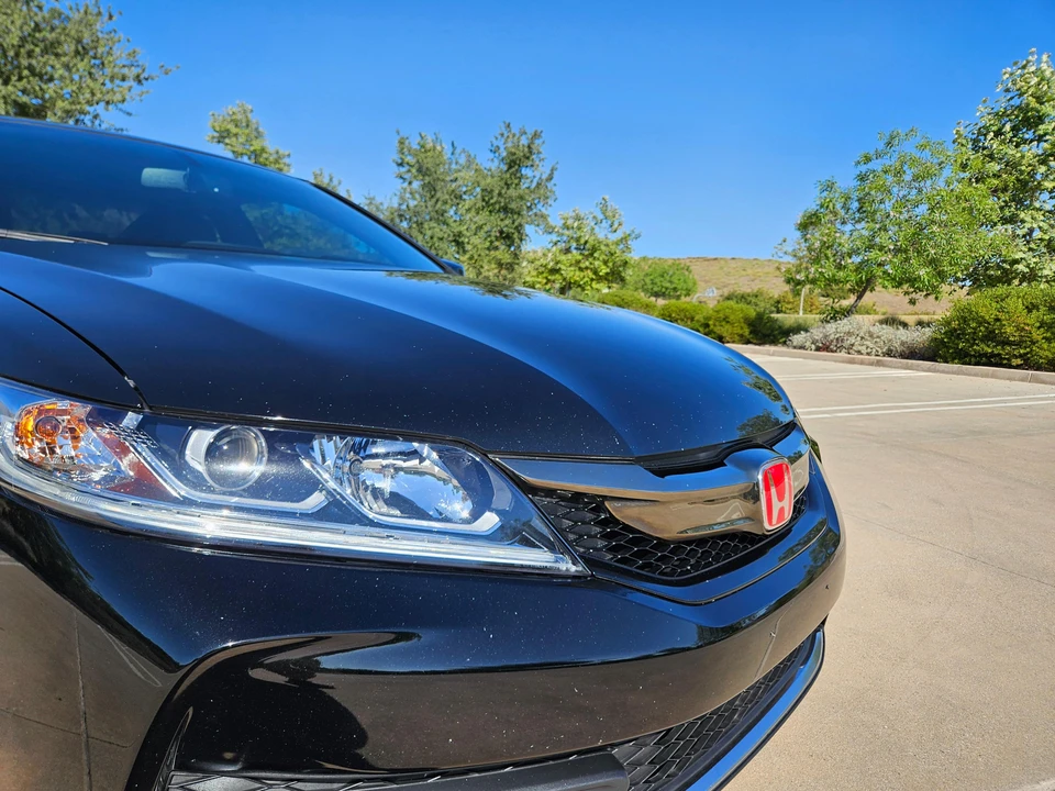 2016 Honda Accord 9th Gen - Image 26 of 31