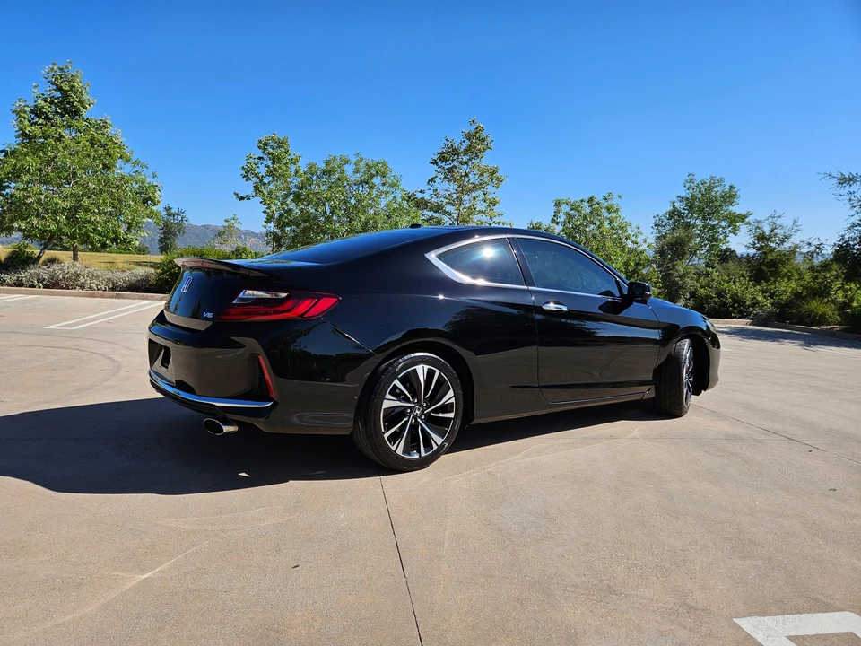 2016 Honda Accord 9th Gen - Image 22 of 31