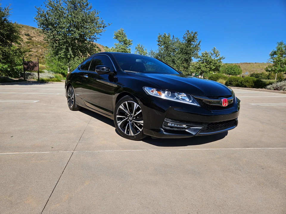 2016 Honda Accord 9th Gen - Image 25 of 31