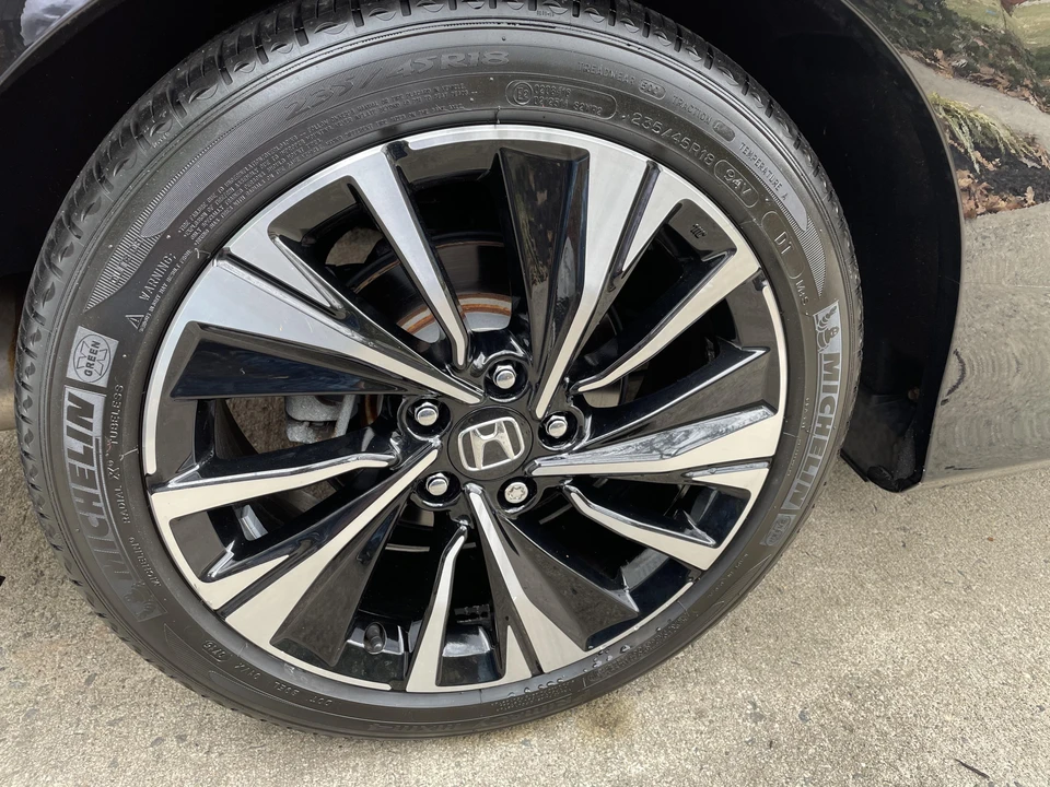 2016 Honda Accord 9th Gen - Image 19 of 31
