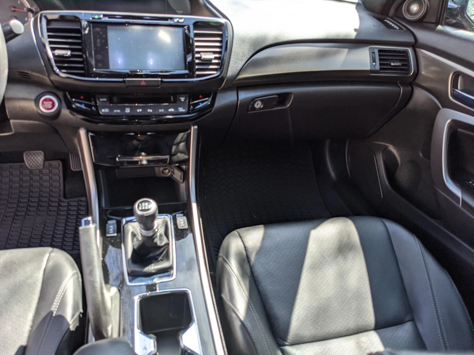 2016 Honda Accord 9th Gen - Image 29 of 31