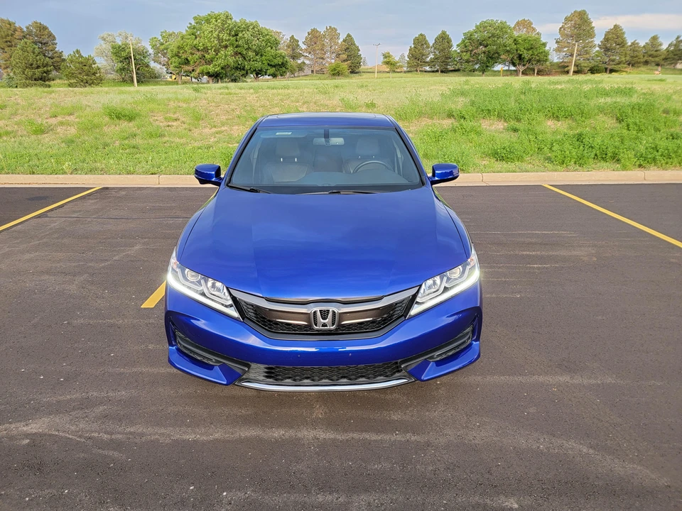 2016 Honda Accord 9th Gen - Image 6 of 31