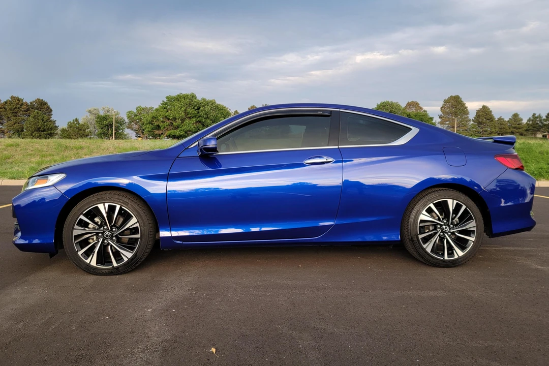2016 Honda Accord 9th Gen - Image 3 of 31