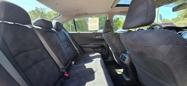2016 Honda Accord 9th Gen - Image 17 of 19