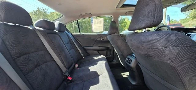 2016 Honda Accord 9th Gen - Image 17 of 19