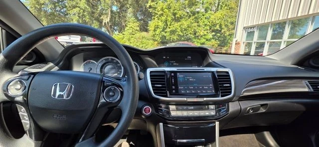 2016 Honda Accord 9th Gen - Image 12 of 19