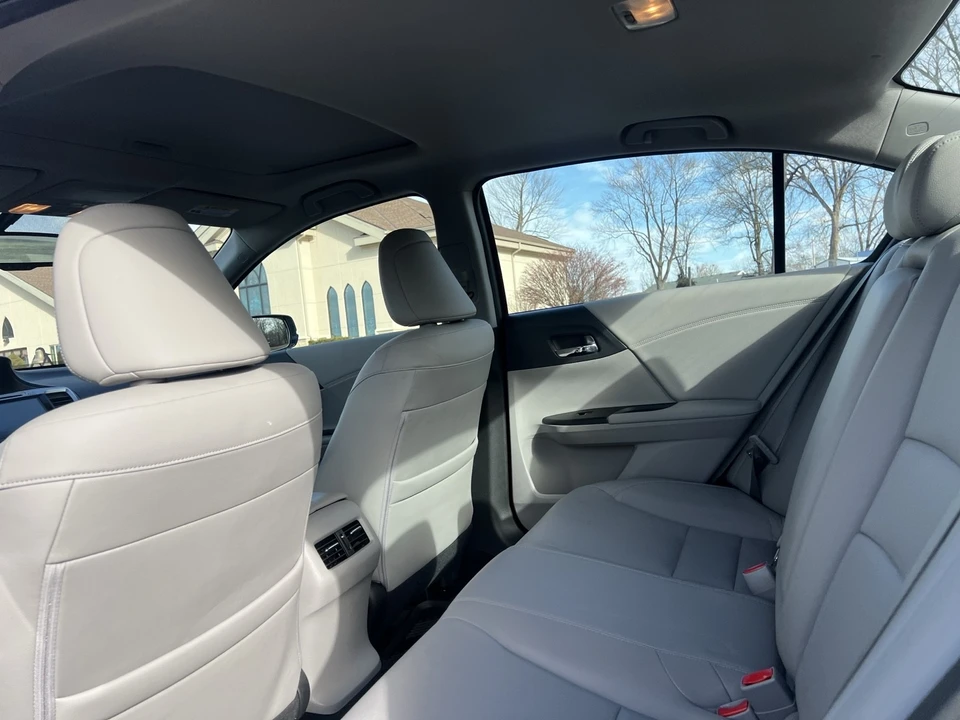2016 Honda Accord 9th Gen - Image 21 of 21