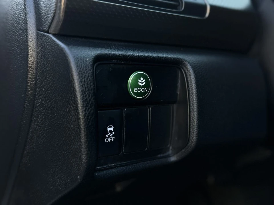 2016 Honda Accord 9th Gen - Image 15 of 26