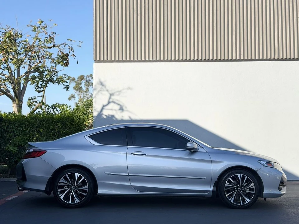 2016 Honda Accord 9th Gen - Image 5 of 26