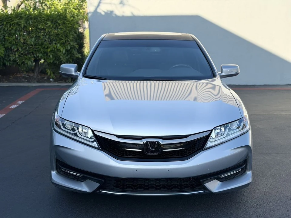 2016 Honda Accord 9th Gen - Image 8 of 26